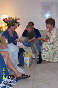 lana and stephanie-w.jpg (56836 bytes)